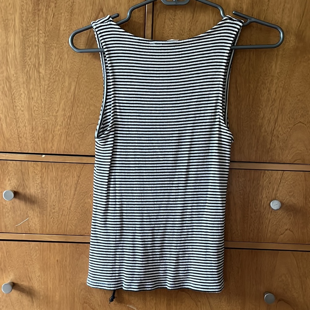 Striped Tank - Picture 4 of 4